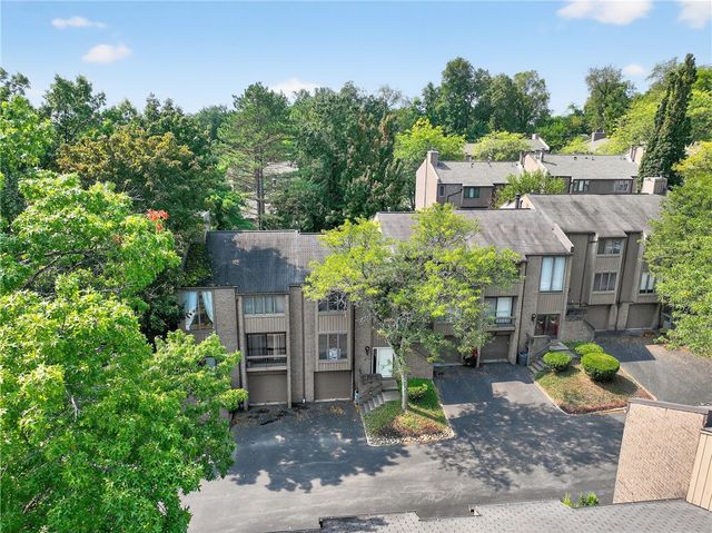 512 Dogwood Ct, Ross Twp, PA 15237