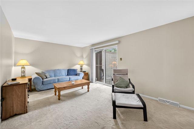 512 Dogwood Ct, Ross Twp, PA 15237