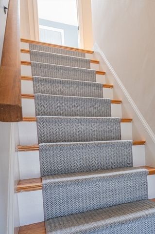 10 Richards Rd, Weymouth, MA 02189