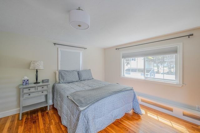 10 Richards Rd, Weymouth, MA 02189