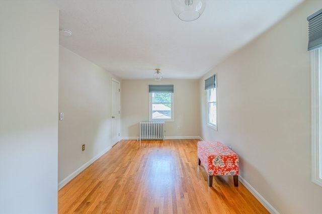 10 Richards Rd, Weymouth, MA 02189