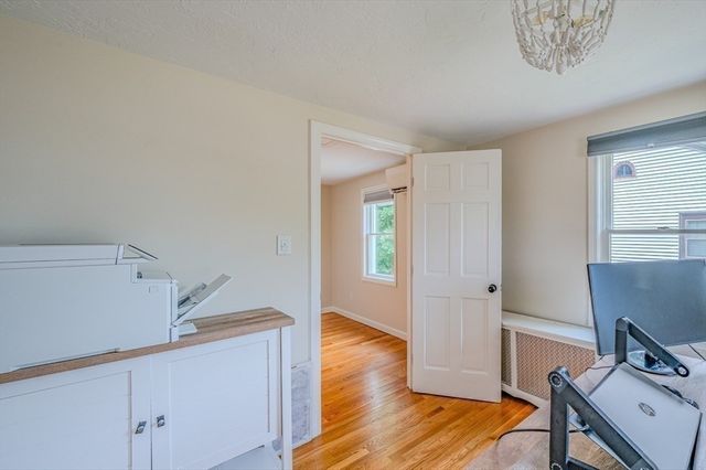10 Richards Rd, Weymouth, MA 02189
