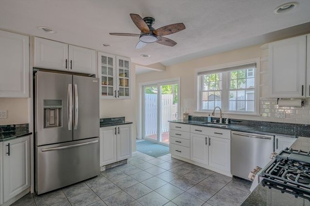 10 Richards Rd, Weymouth, MA 02189