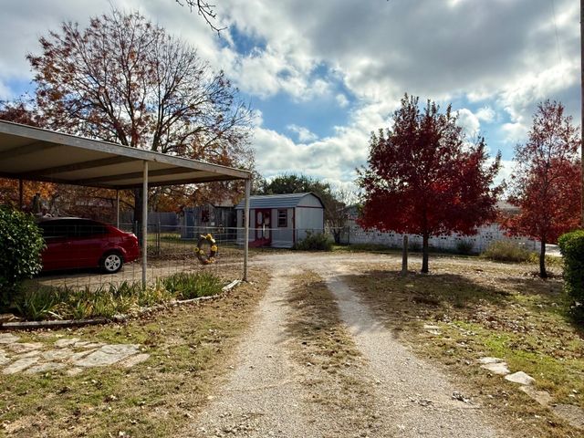 802 E Main Street, Hamilton, TX 76531