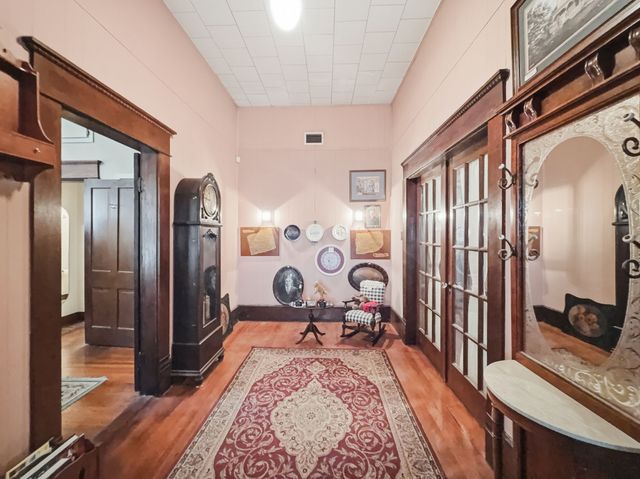 802 E Main Street, Hamilton, TX 76531