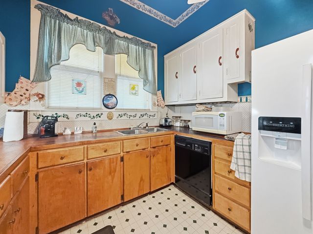 802 E Main Street, Hamilton, TX 76531