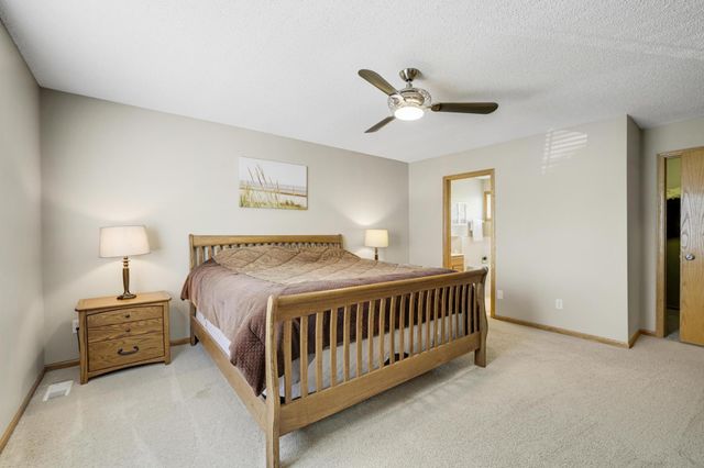 19951 Excelsior Lane, Farmington, MN 55024