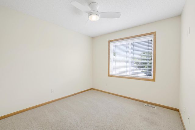 19951 Excelsior Lane, Farmington, MN 55024
