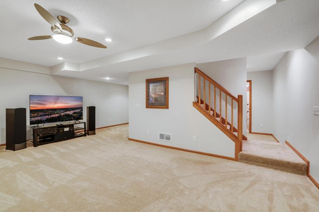 19951 Excelsior Lane, Farmington, MN 55024