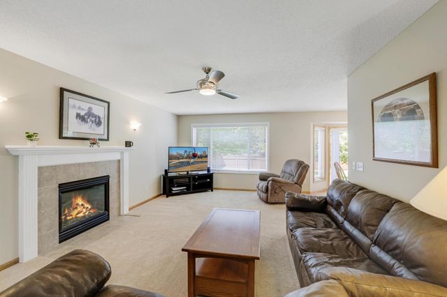 19951 Excelsior Lane, Farmington, MN 55024