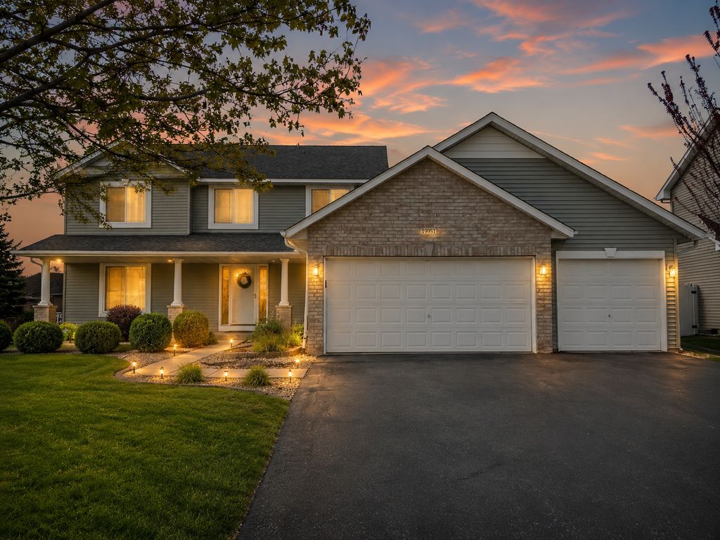 19951 Excelsior Lane, Farmington, MN 55024