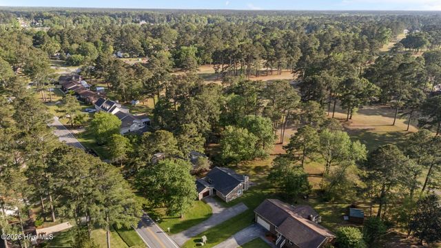 707 Plantation Drive, New Bern, NC 28562