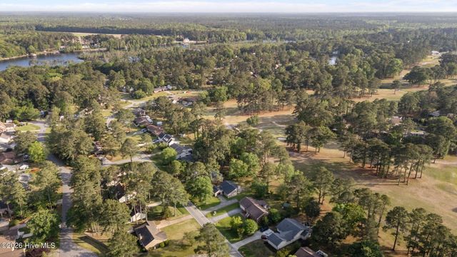 707 Plantation Drive, New Bern, NC 28562