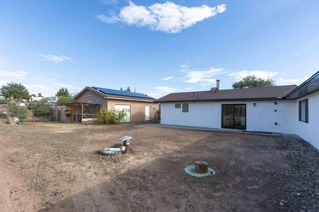 3213 Sue Circle SE, Rio Rancho, NM 87124