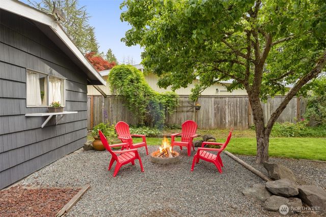 9430 220th Street SW, Edmonds, WA 98020
