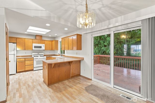 17615 Topper Court, Arlington, WA 98223