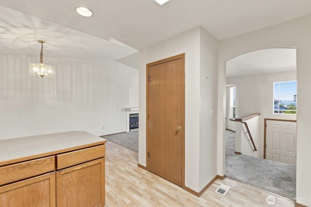 17615 Topper Court, Arlington, WA 98223