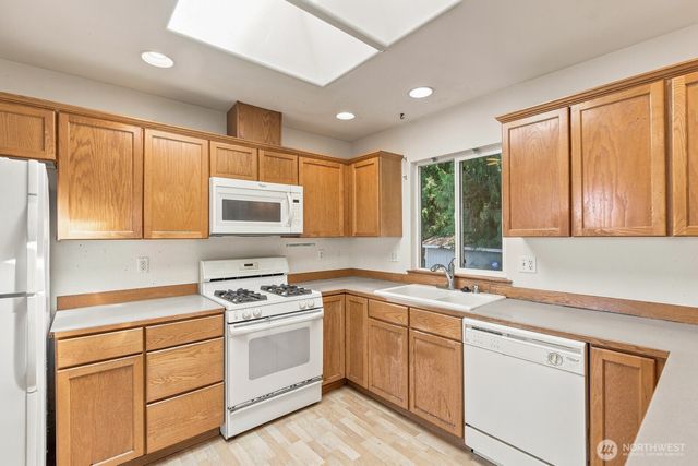 17615 Topper Court, Arlington, WA 98223
