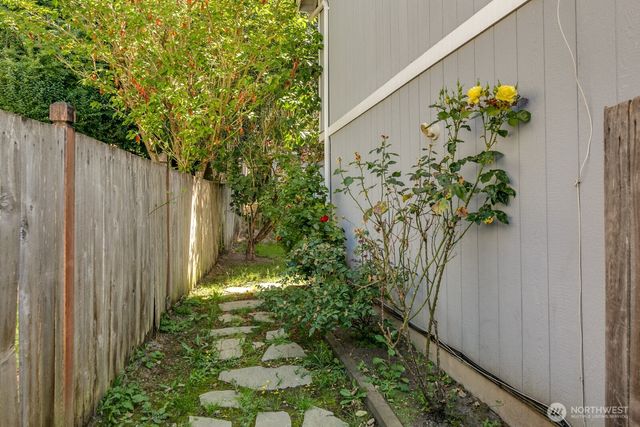 17615 Topper Court, Arlington, WA 98223