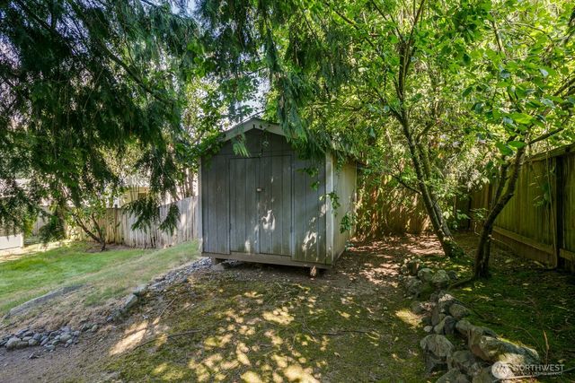17615 Topper Court, Arlington, WA 98223