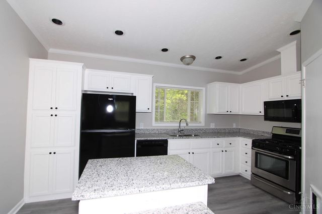4223 E Fork Hills Drive, Williamsburg Twp, OH 45103
