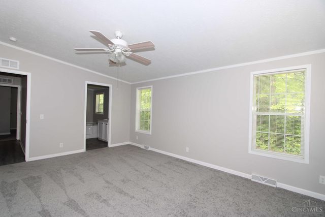 4223 E Fork Hills Drive, Williamsburg Twp, OH 45103