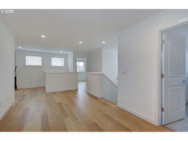 1119 W 15TH St, La Center, WA 98629