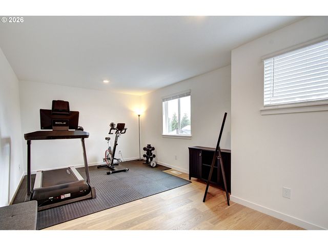1119 W 15TH St, La Center, WA 98629