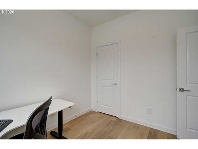 1119 W 15TH St, La Center, WA 98629