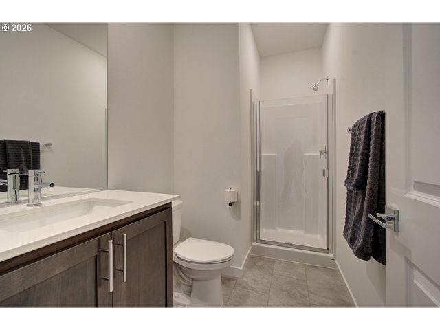 1119 W 15TH St, La Center, WA 98629