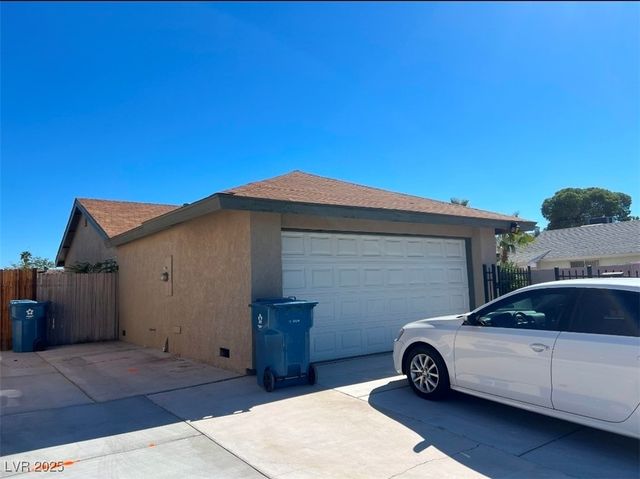 3070 Edmond Street, Las Vegas, NV 89146