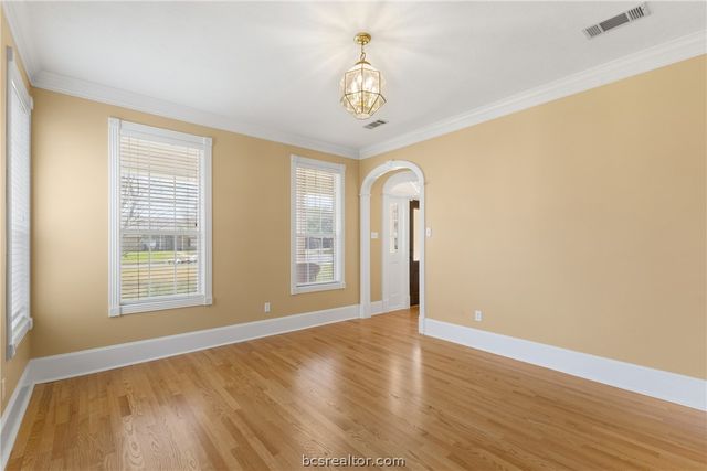 8405 Whiterose Court, College Station, TX 77845