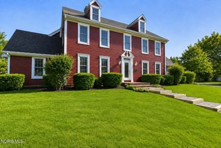 5238 River Ridge Circle, Sylvania, OH 43560