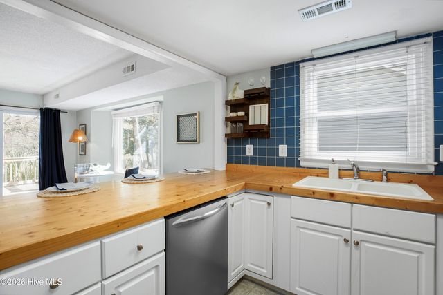 2029 Eastwood Road Apt 127, Wilmington, NC 28403