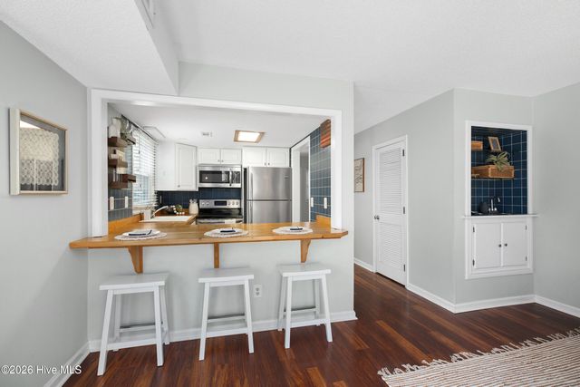 2029 Eastwood Road Apt 127, Wilmington, NC 28403