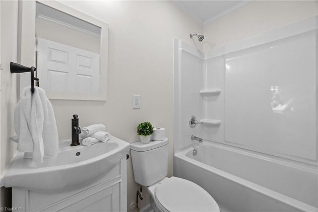 4622 S Main Street, Winston-salem, NC 27127