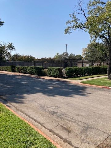 1819 E Grauwyler Road 171, Irving, TX 75061