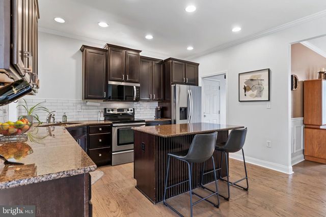 7374 COUNTRY VIEW DR, Harrisburg, PA 17112