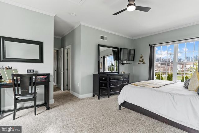 7374 COUNTRY VIEW DR, Harrisburg, PA 17112