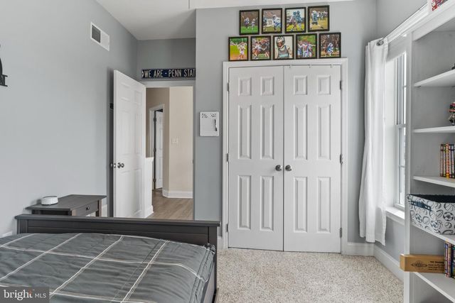 7374 COUNTRY VIEW DR, Harrisburg, PA 17112