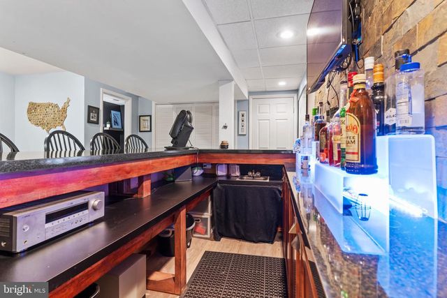 7374 COUNTRY VIEW DR, Harrisburg, PA 17112