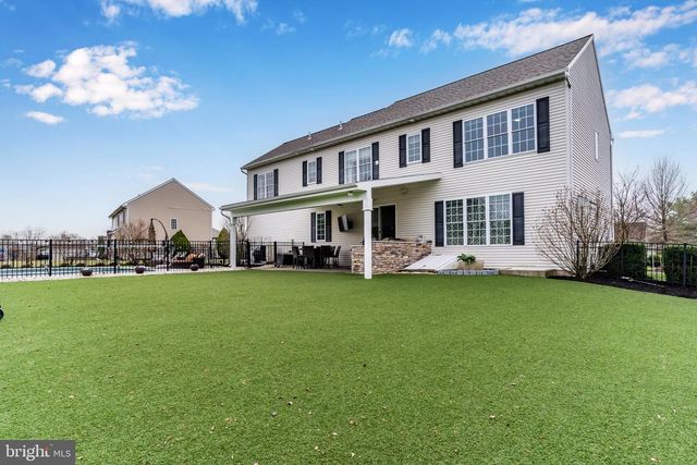 7374 COUNTRY VIEW DR, Harrisburg, PA 17112