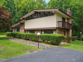 1019 Damascus Church Road, Chapel Hill, NC 27516