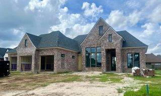 106 Sabal Grove Lane, Youngsville, LA 70592