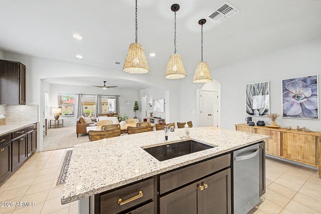 6688 W VICTORY Way, Florence, AZ 85132