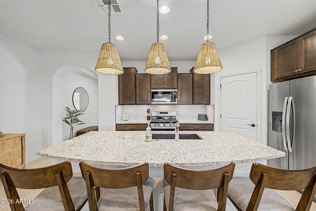 6688 W VICTORY Way, Florence, AZ 85132