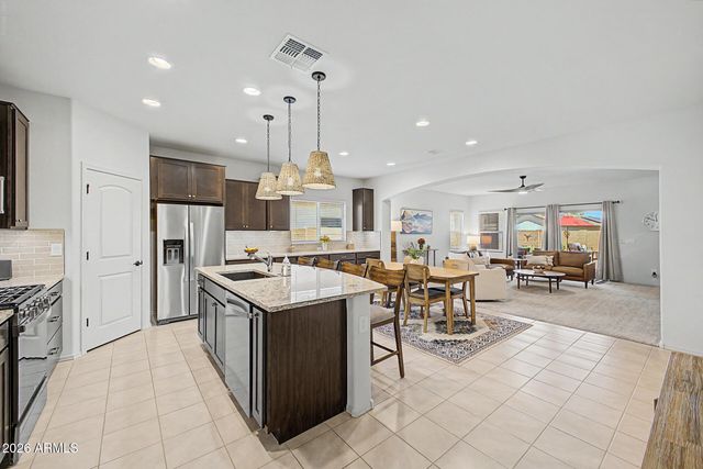 6688 W VICTORY Way, Florence, AZ 85132