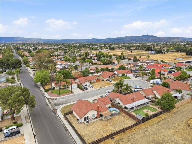 897 Digby, Hemet, CA 92545