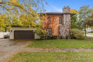 282 N Centre Street, Marcellus Vllg, MI 49067