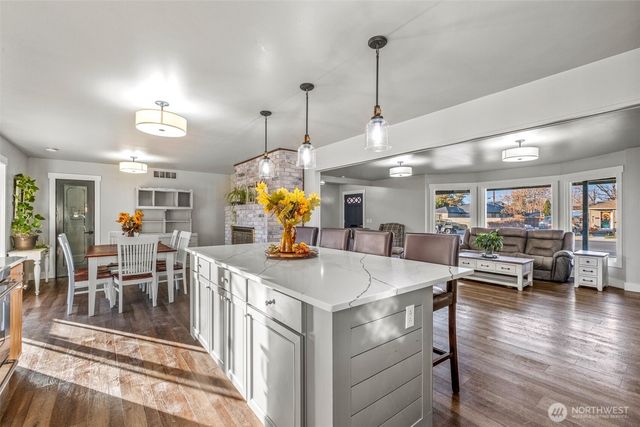 608 H Street SE, Quincy, WA 98848